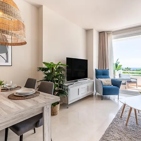 아파트 Modern 2-bed Alcazaba Lagoon 313 에스테포나