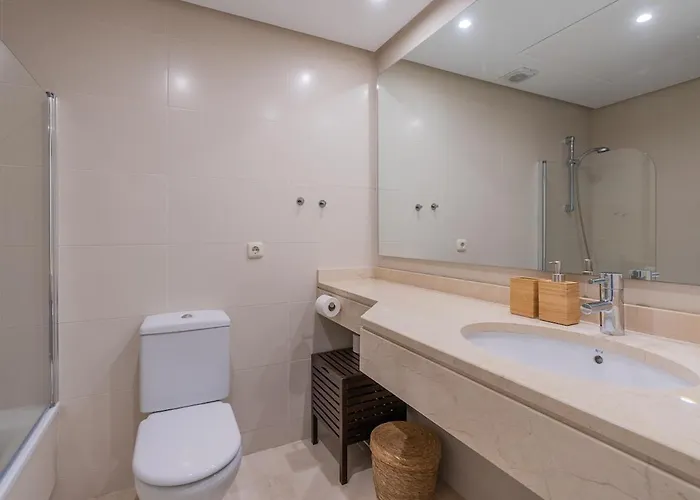 Modern 2-bed Alcazaba Lagoon 313 Estepona